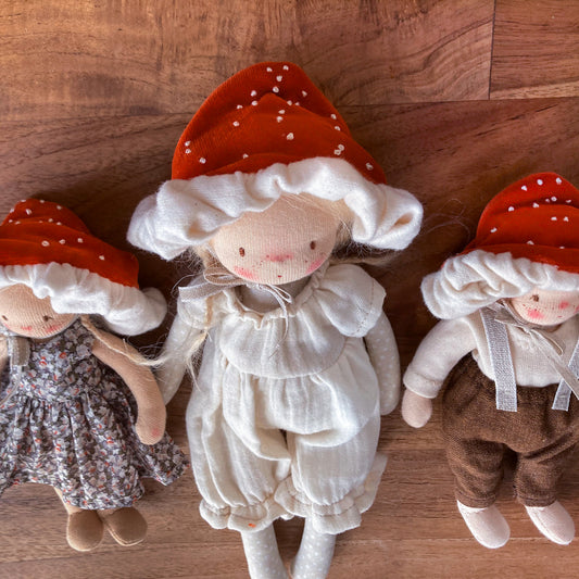 Doll clothes sewing pattern : Mushroom hat