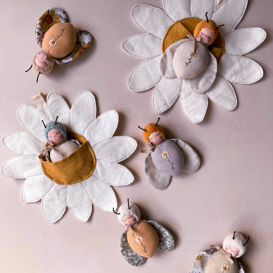 Workshop * Ladybug + Daisy Pouch